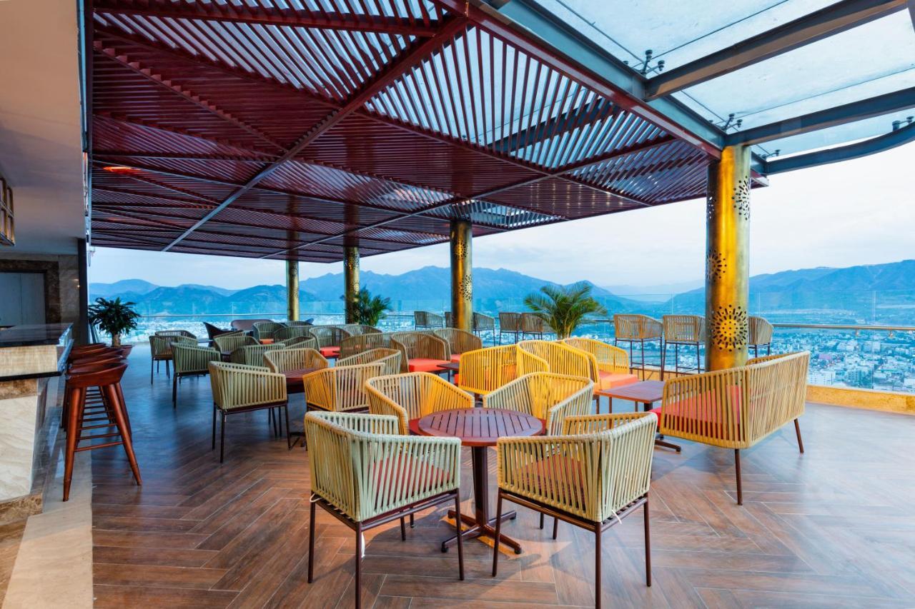 Regalia Gold Hotel Nha Trang Exterior foto